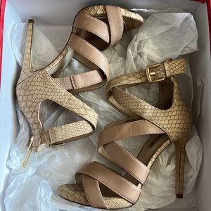 Guess sandals
